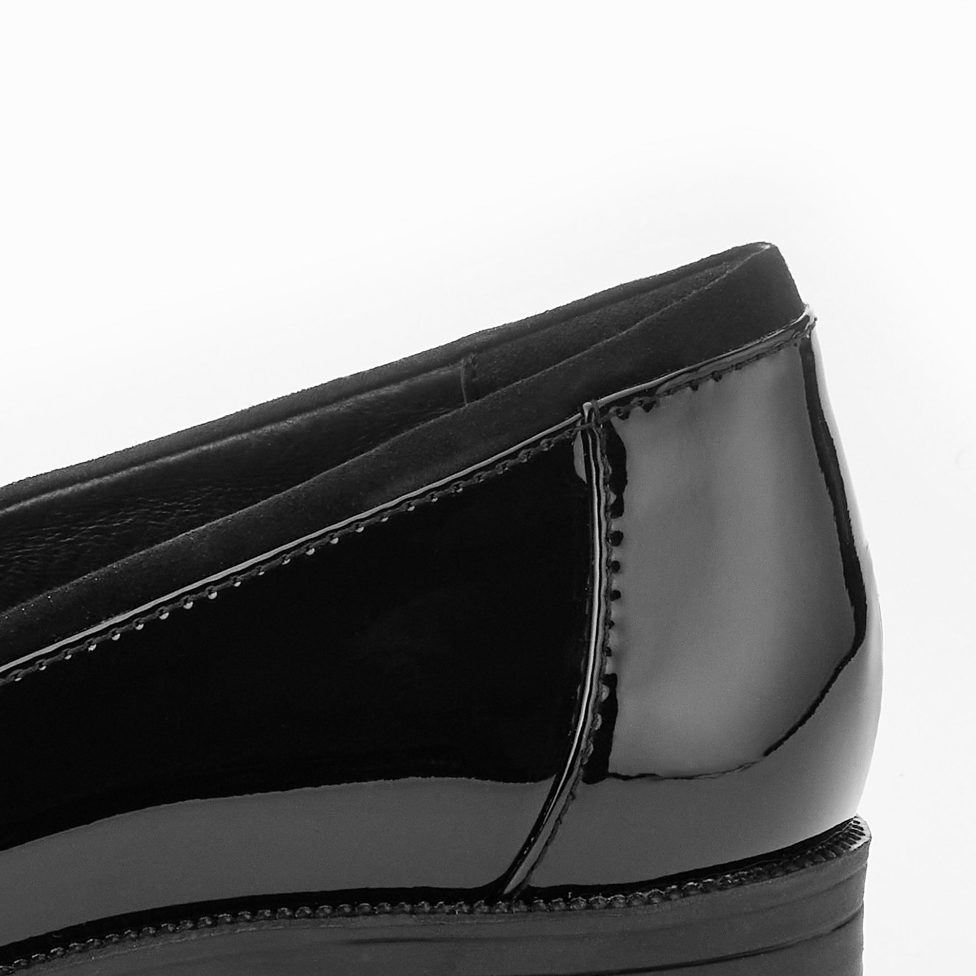 Alba Glossy Block-Heel Loafers (Vernice Black) – bussola